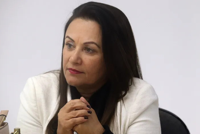Penha – Prefeitura cumpre ordem judicial e disponibiliza gabinete para a vice-prefeita Maria Juraci 