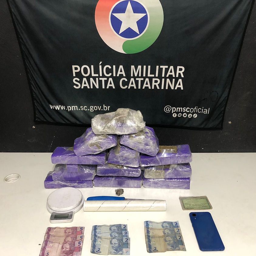 Navegantes – Homem é preso com 5 quilos de maconha no bairro São Paulo