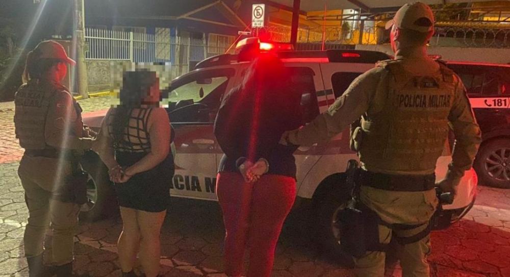São João Batista - Mulher é presa com droga escondida no sutiã