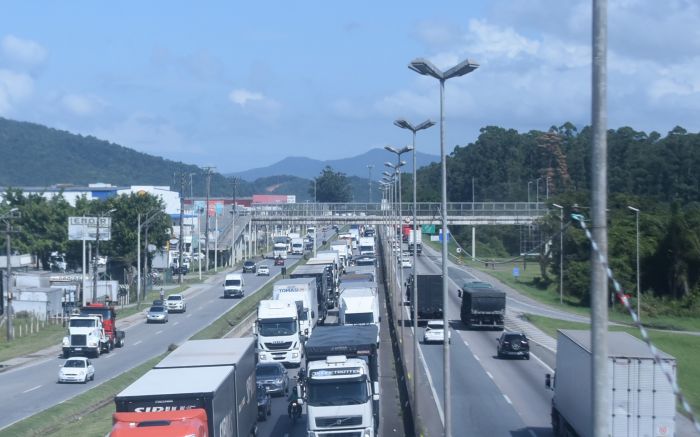 Arteris diz que BR-101 pode ganhar terceira e até quarta faixa em breve
