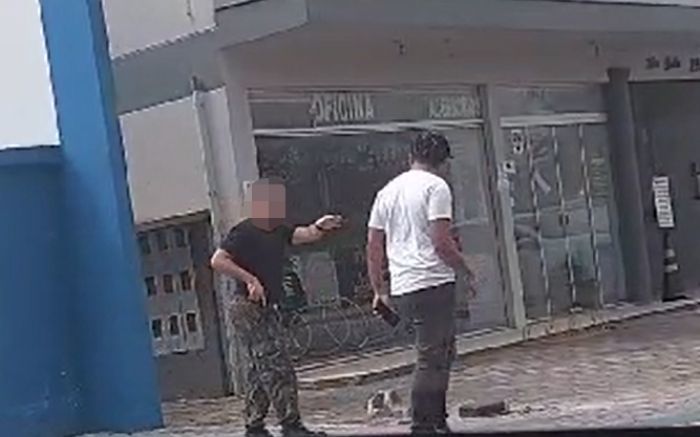 Penha - Motorista de aplicativo sofre racismo e é ameaçado com arma na Avenida Prefeito Eugênio Krause 