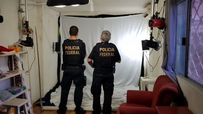 Fotógrafo de Balneário Camboriú é condenado a 14 anos de prisão por crimes sexuais