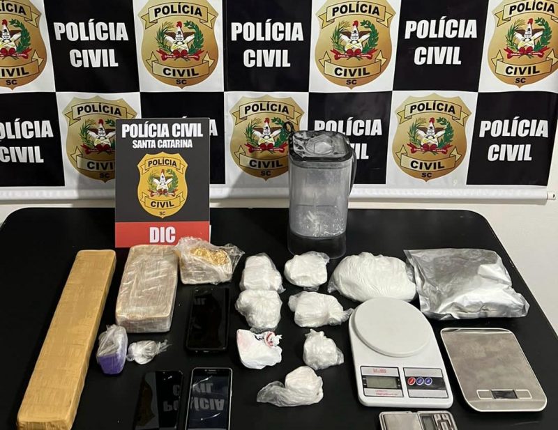 Polícia descobre esquema de ‘disk drogas’ com Uber em Ilhota e trio é preso